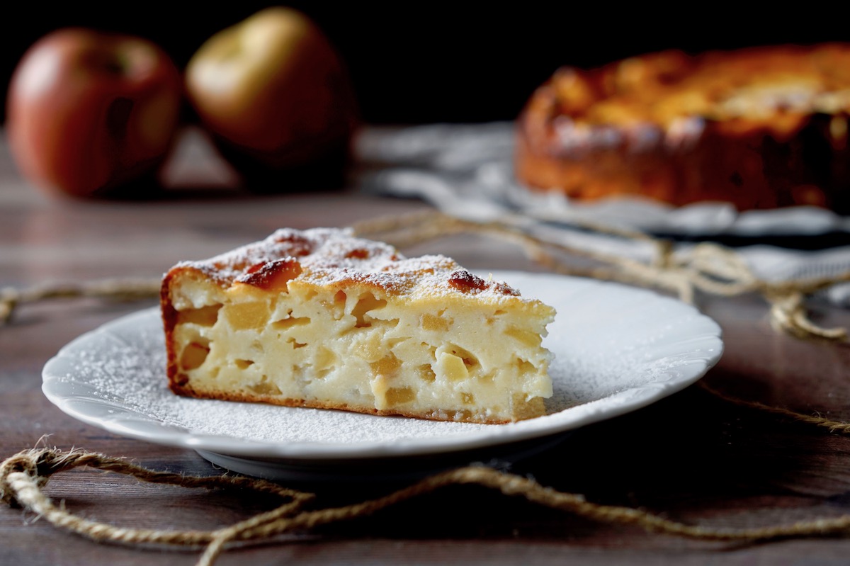 Torta cremosa alle mele e ricotta