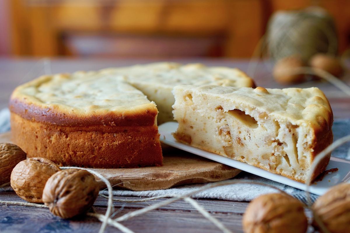 Torta cremosa con ricotta e noci