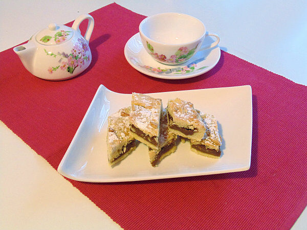 Torta della nonna al cioccolato