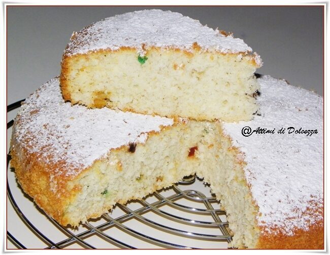 Torta di albumi al cocco e canditi