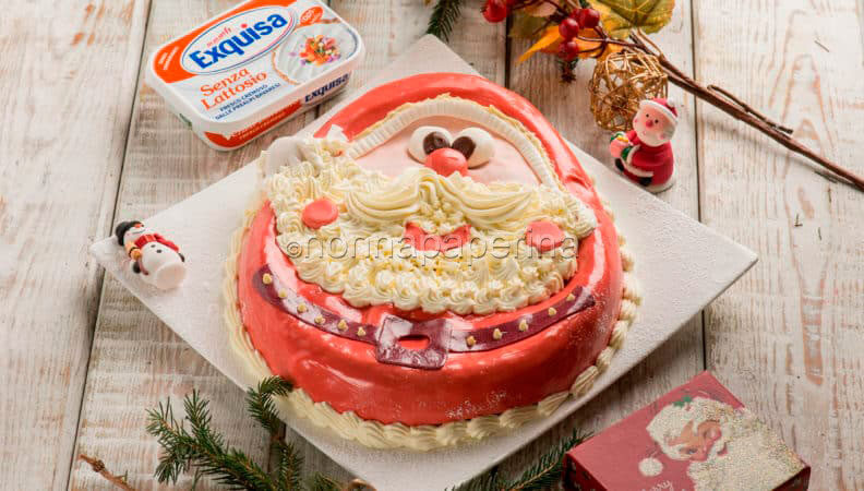 Torta di babbo natale al formaggio fresco exquisa