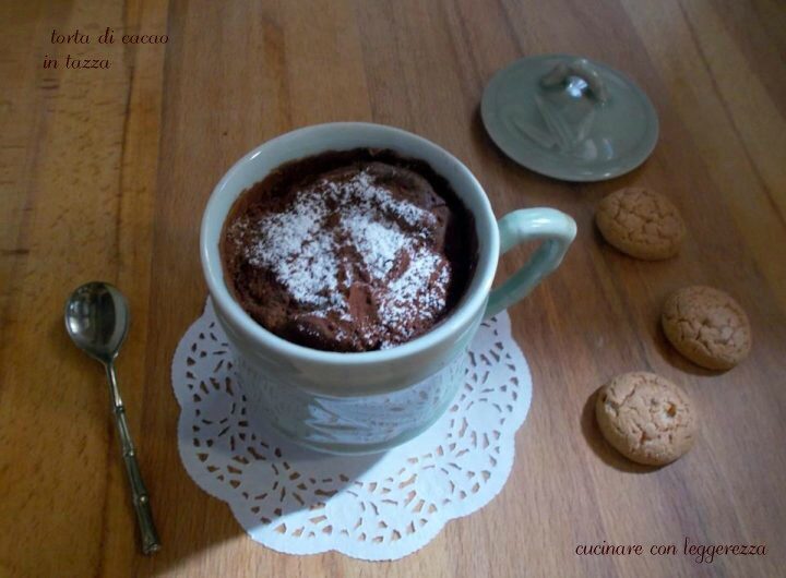 Torta di cacao in tazza