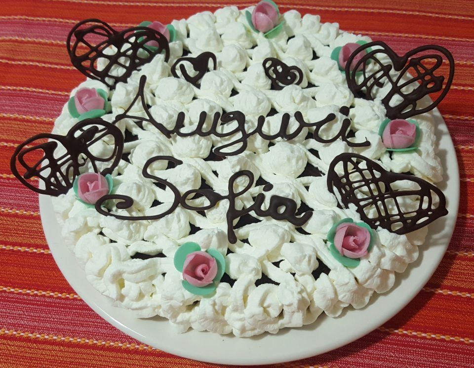 Torta di compleanno al cioccolato