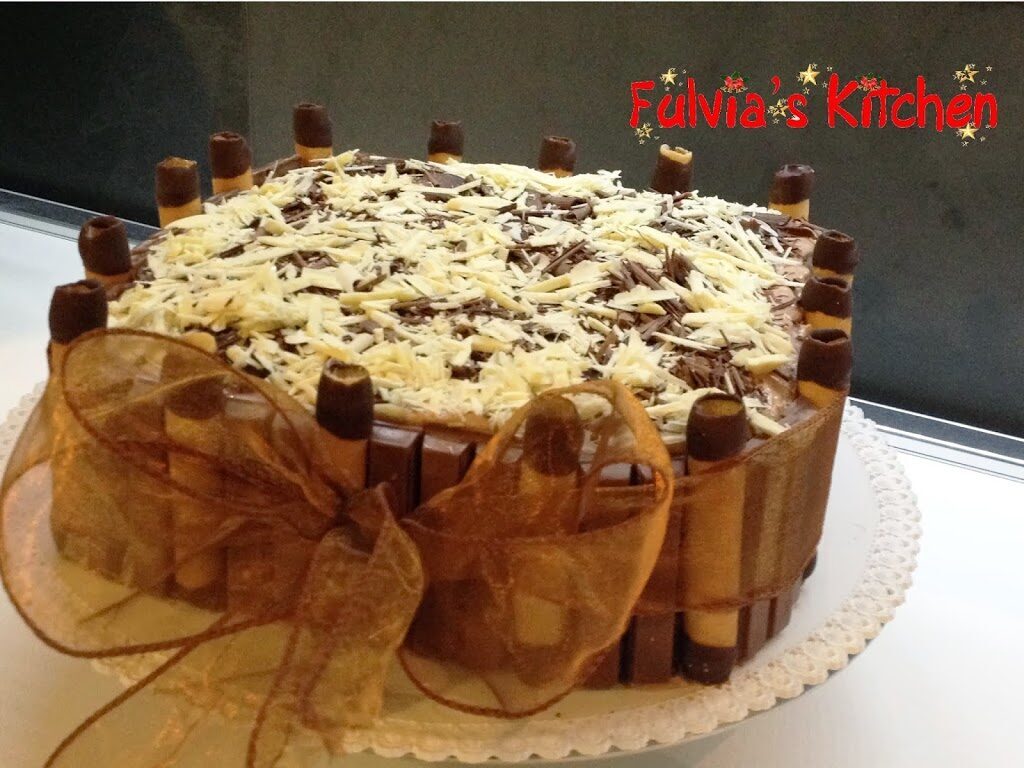 Torta di compleanno nutella e cioccolati