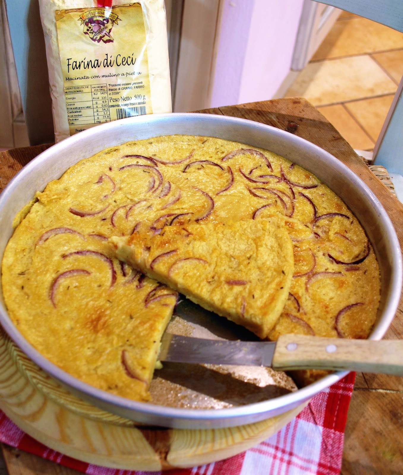 Torta di farina di ceci o meglio “la cecina”