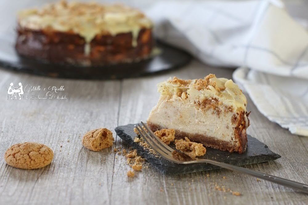 Torta di formaggio agli amaretti