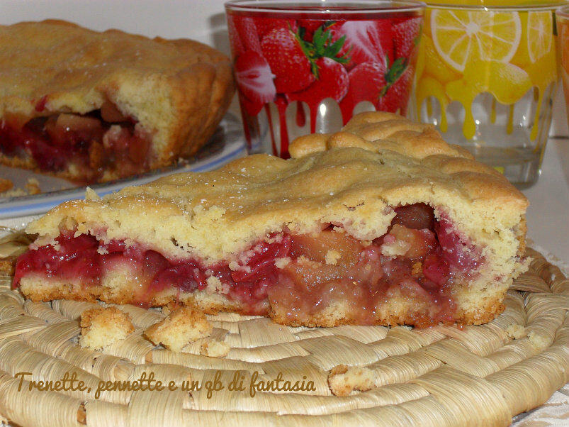 Torta di fragole alle mele