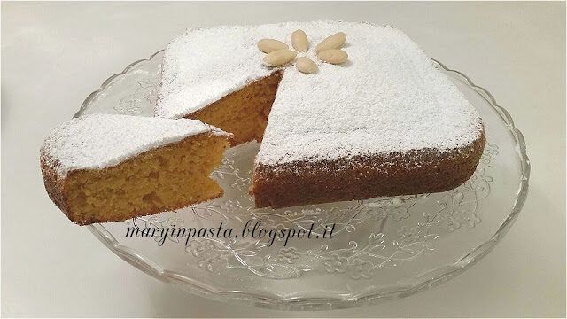 Torta di mandorle e carote ( ricetta di simone rugiati )