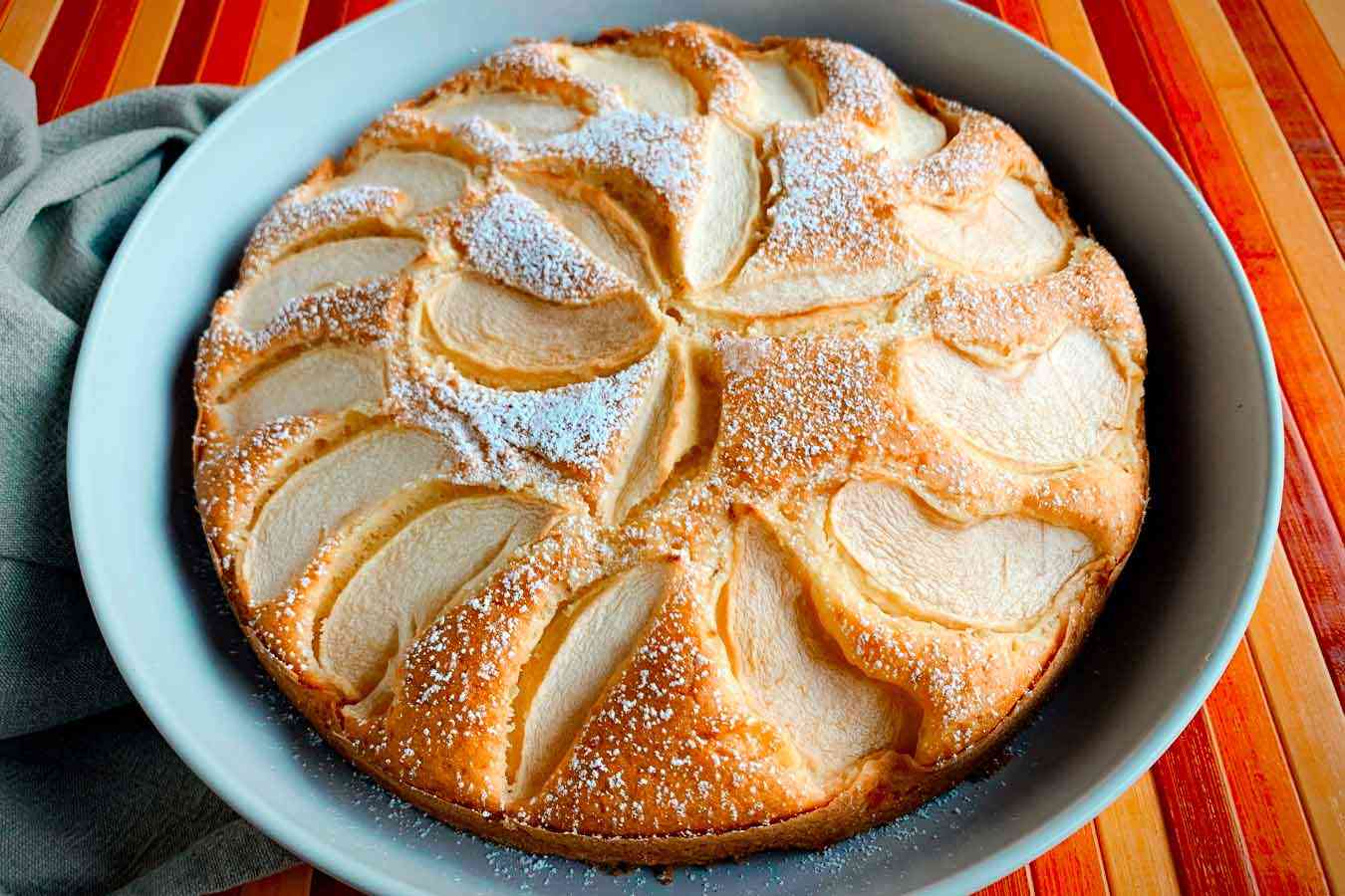Torta di mele della nonna e Crema Inglese