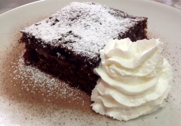 Torta di mele e caffè