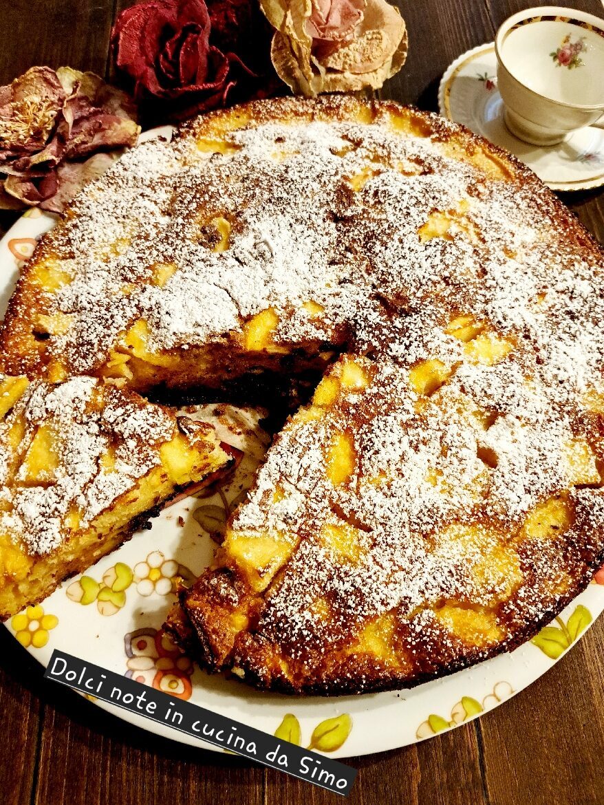 Torta di mele e gocce di cioccolato