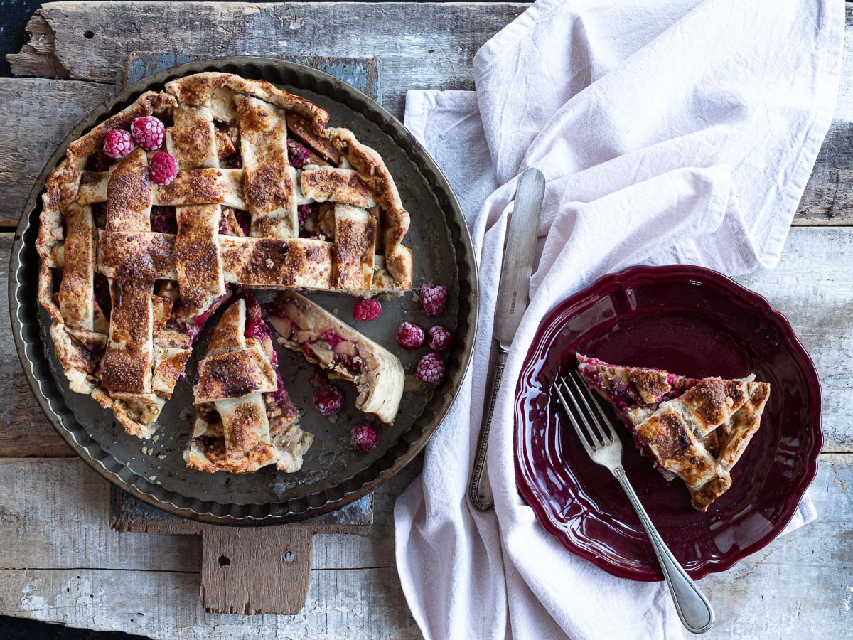 Torta di mele e lamponi {apple and raspberry pie}