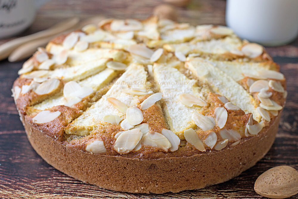 Torta di mele e latte di cocco senza zucchero