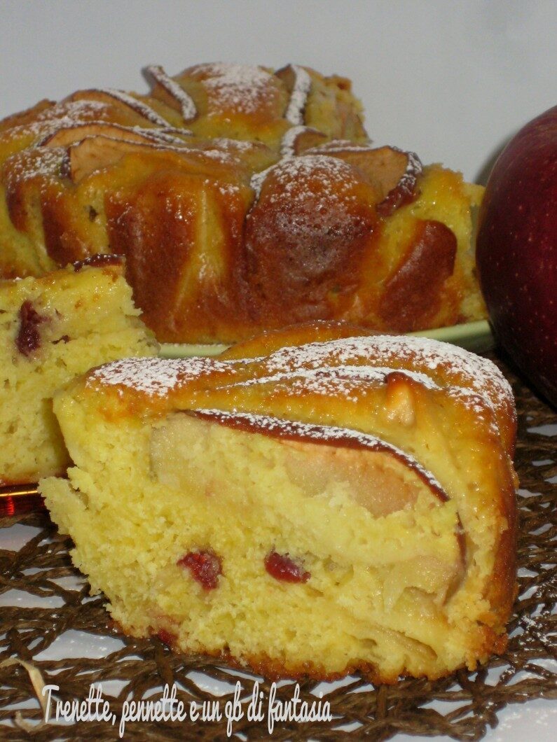 Torta di mele ricotta e ribes