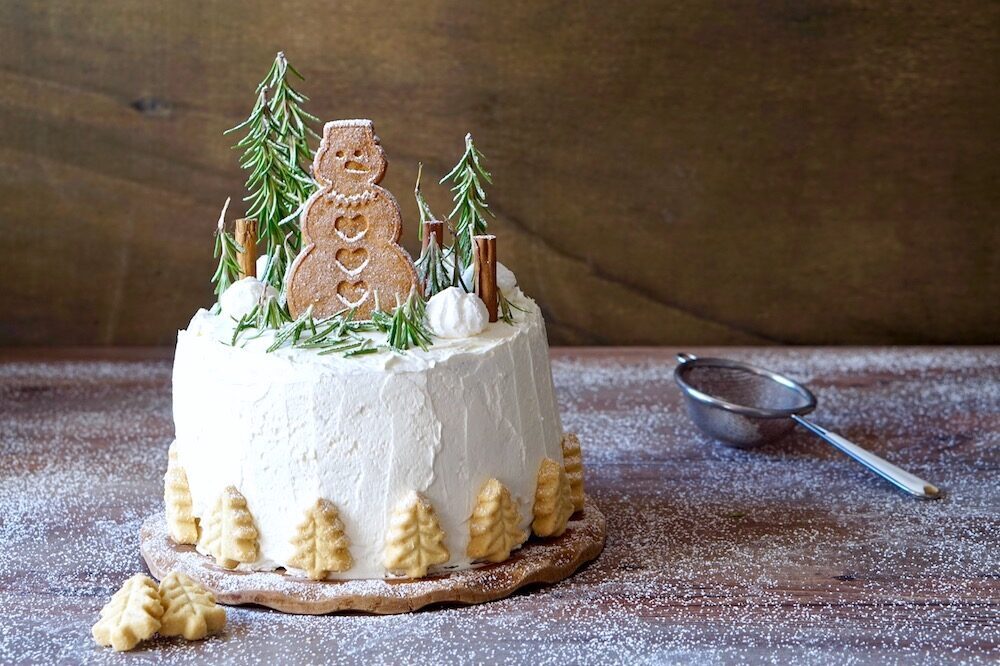 Torta di pan di zenzero farcita