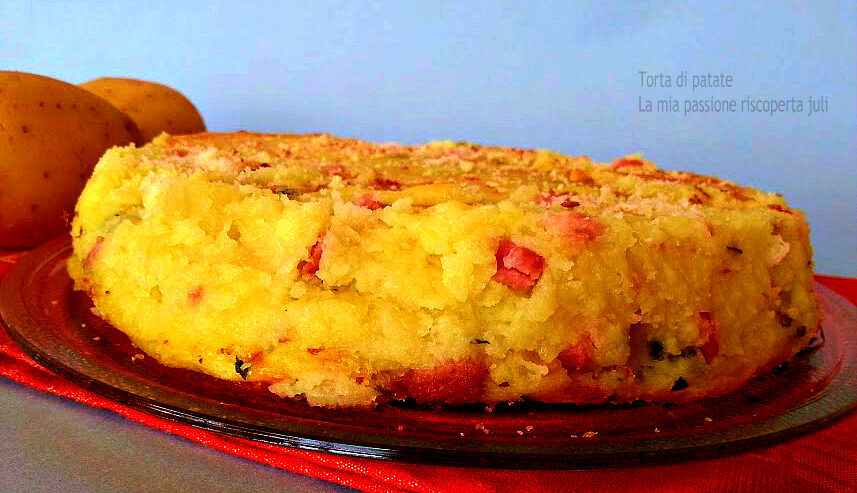 Torta di patate ripiena di verdure
