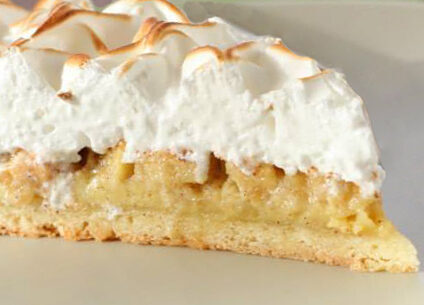 Torta di pere meringata
