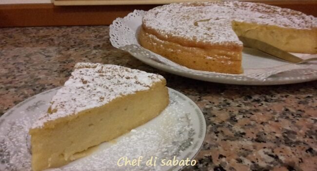 Torta di purea di mele