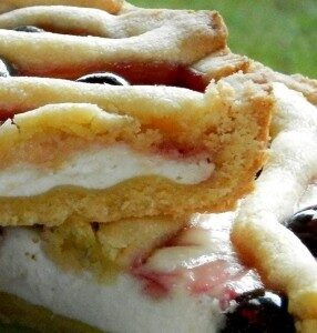 Torta di ricotta e amarene