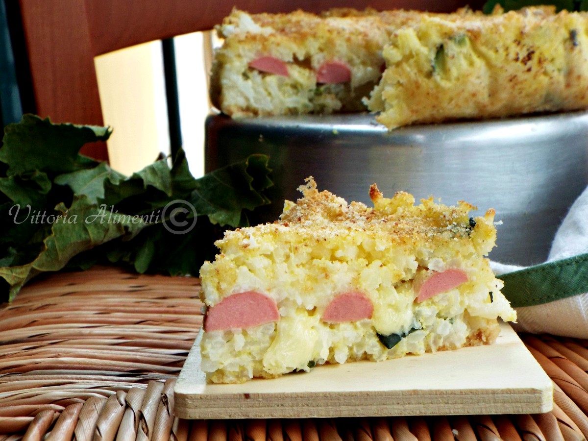 Torta di riso wurstel e mozzarella