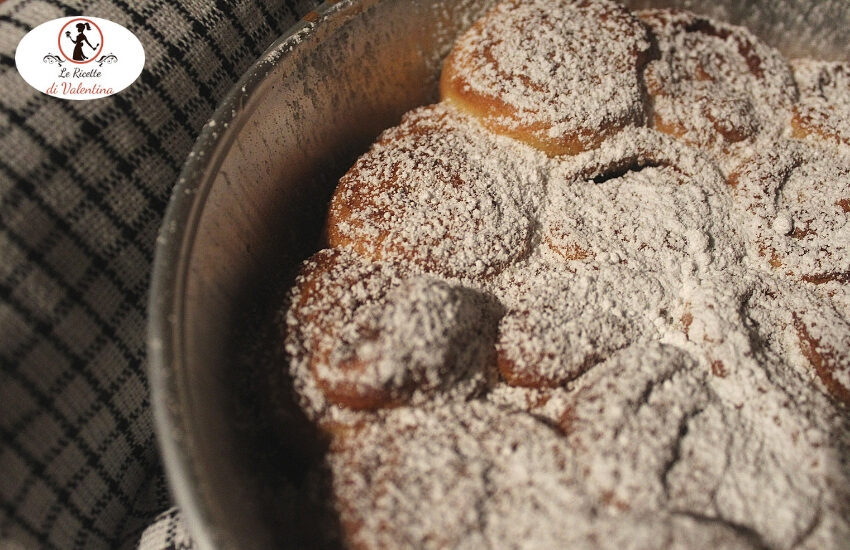 Torta di rose in friggitrice ad aria, con il trucchetto!