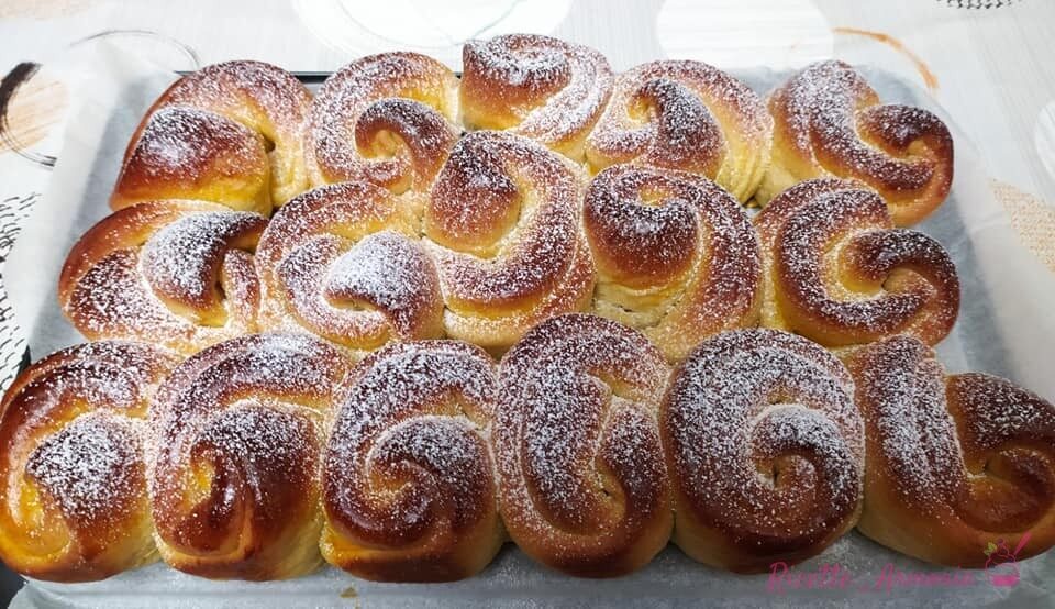 Torta di rose pan brioche