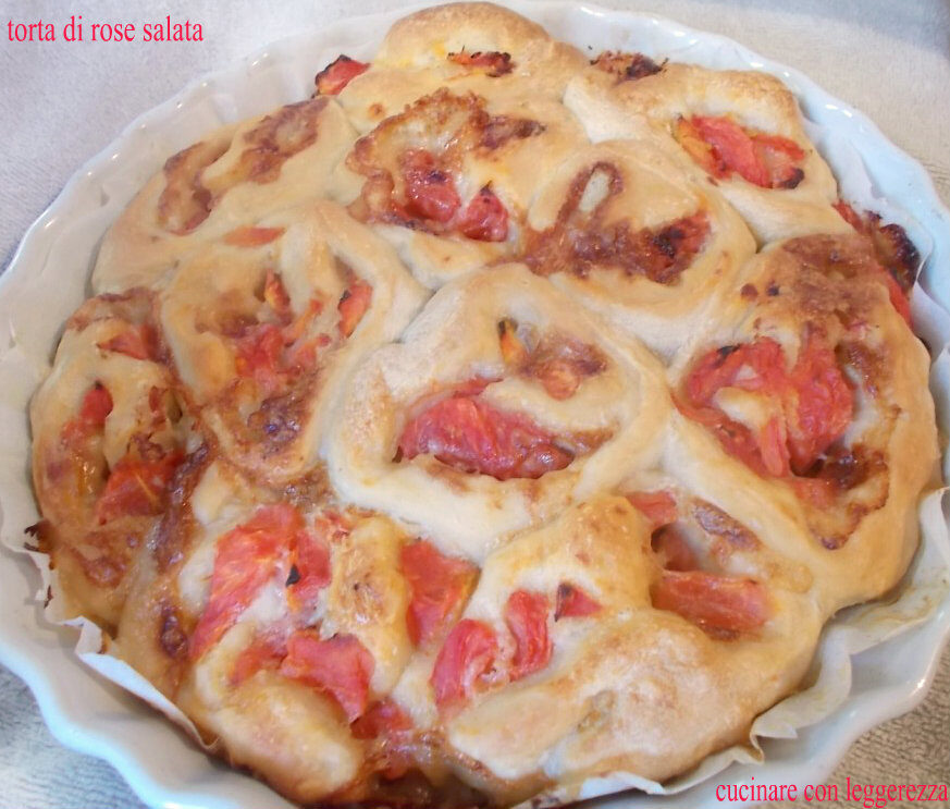 Torta di rose salata con lievito madre