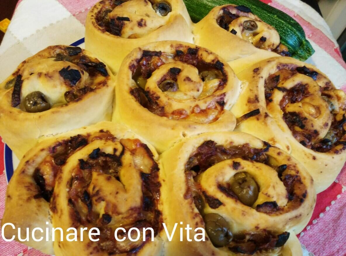 Torta di rose salata