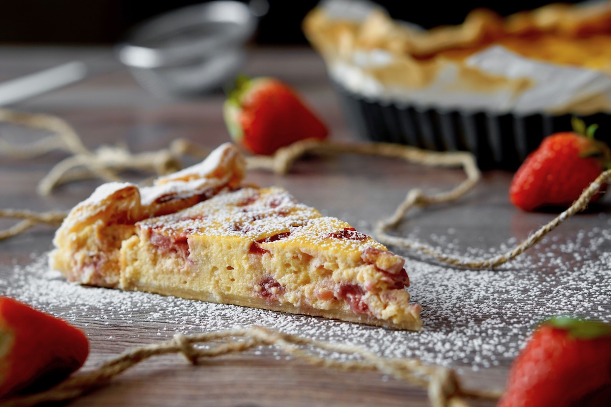 Torta di sfoglia alle fragole e ricotta