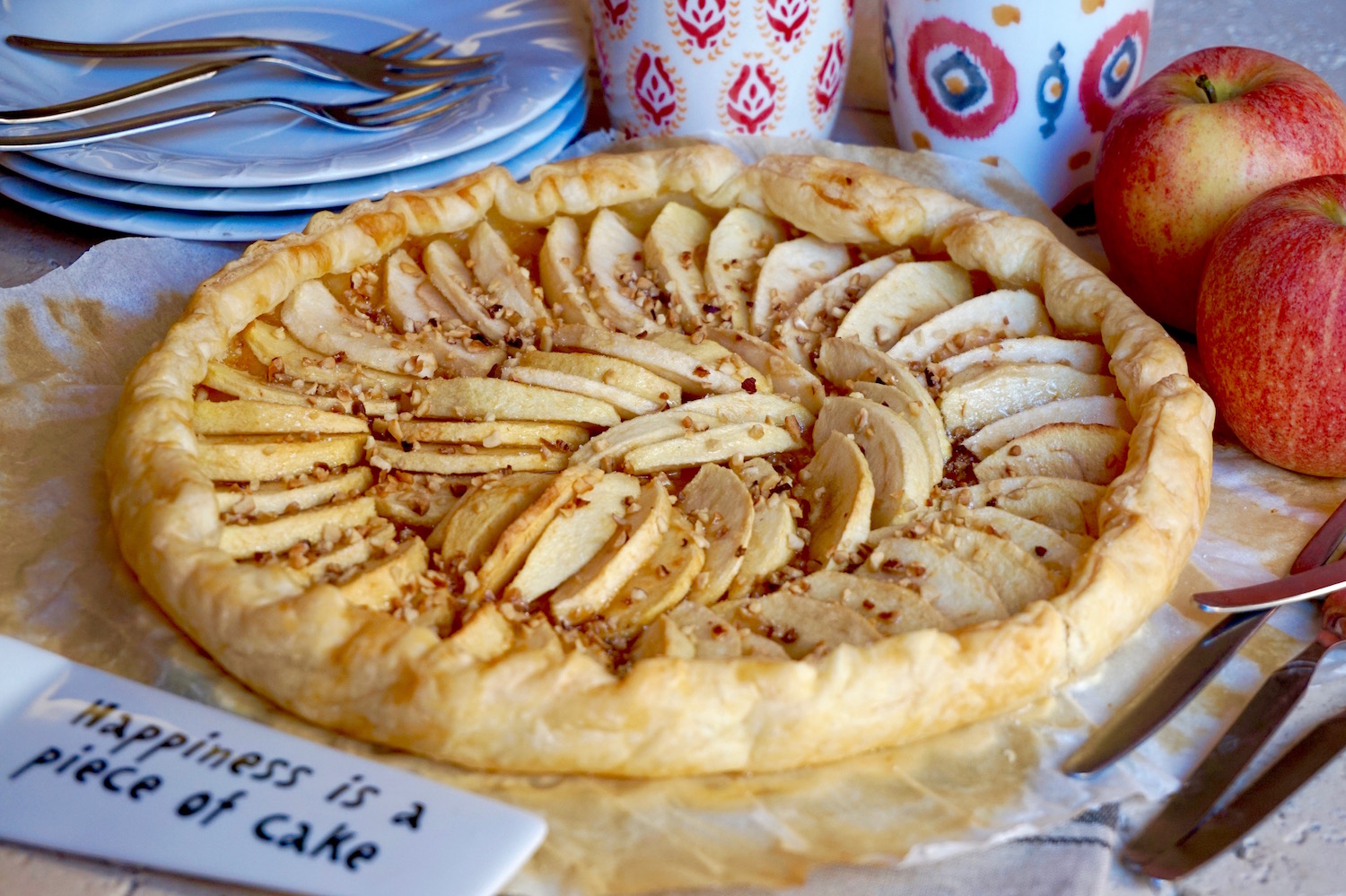 Torta di sfoglia alle mele