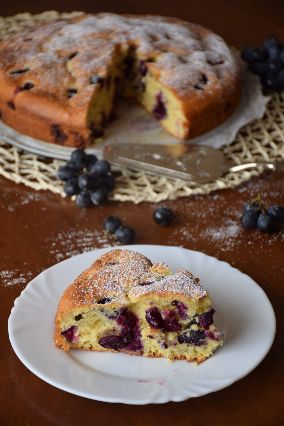 Torta di uva fragola con olio extravergine di oliva