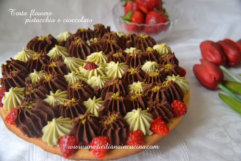 Torta flowers pistacchio e cioccolato
