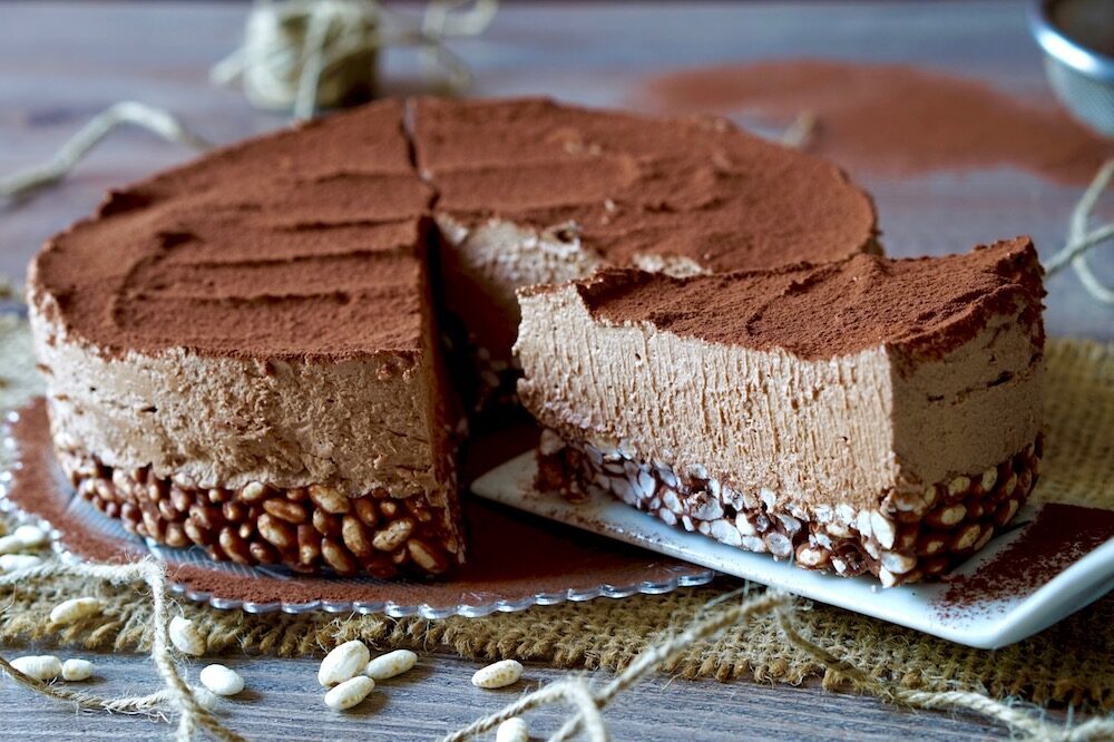 Torta fredda al riso soffiato e nutella