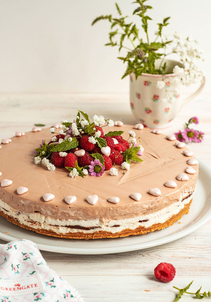 Torta fredda alla nutella senza cottura