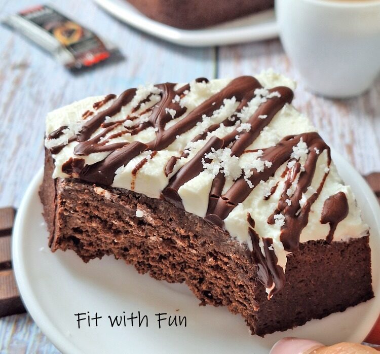 Torta fredda cocco e cioccolato proteica e senza zucchero