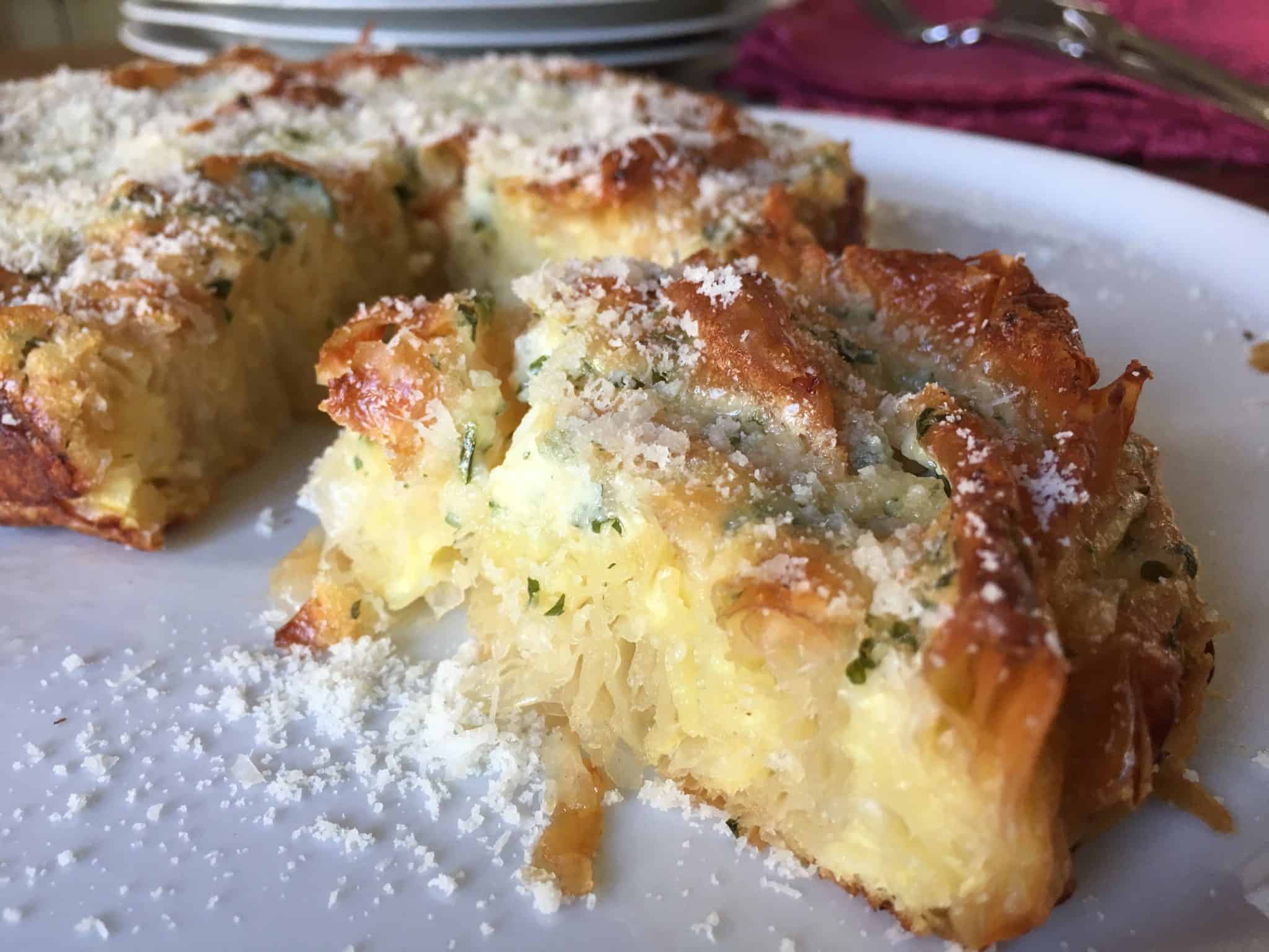 Torta fyllo al parmigiano