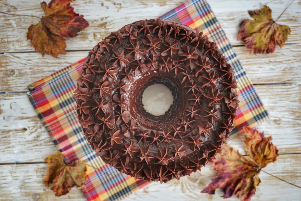 Torta gaia: doppia farcitura e ganache al cioccolato