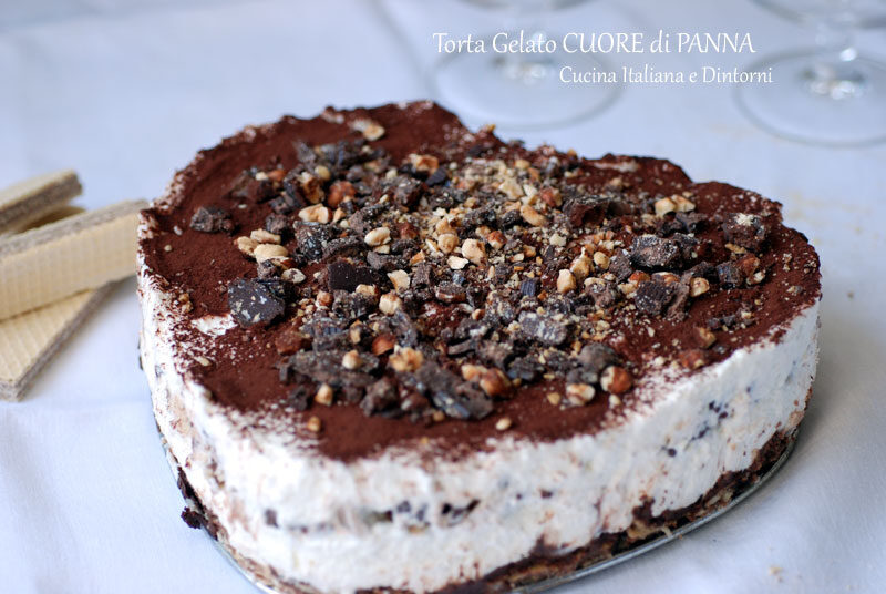 Torta gelato cuore di panna