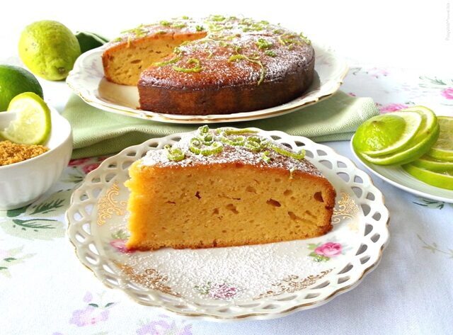 Torta glassata al lime e panna acida – senza burro