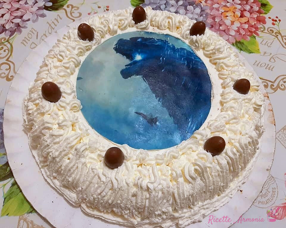 Torta godzilla cioccolato e panna
