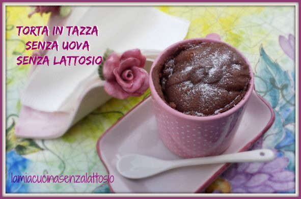 Torta in tazza senza uova senza lattosio