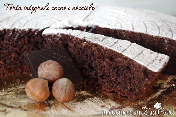 Torta integrale cacao e nocciole