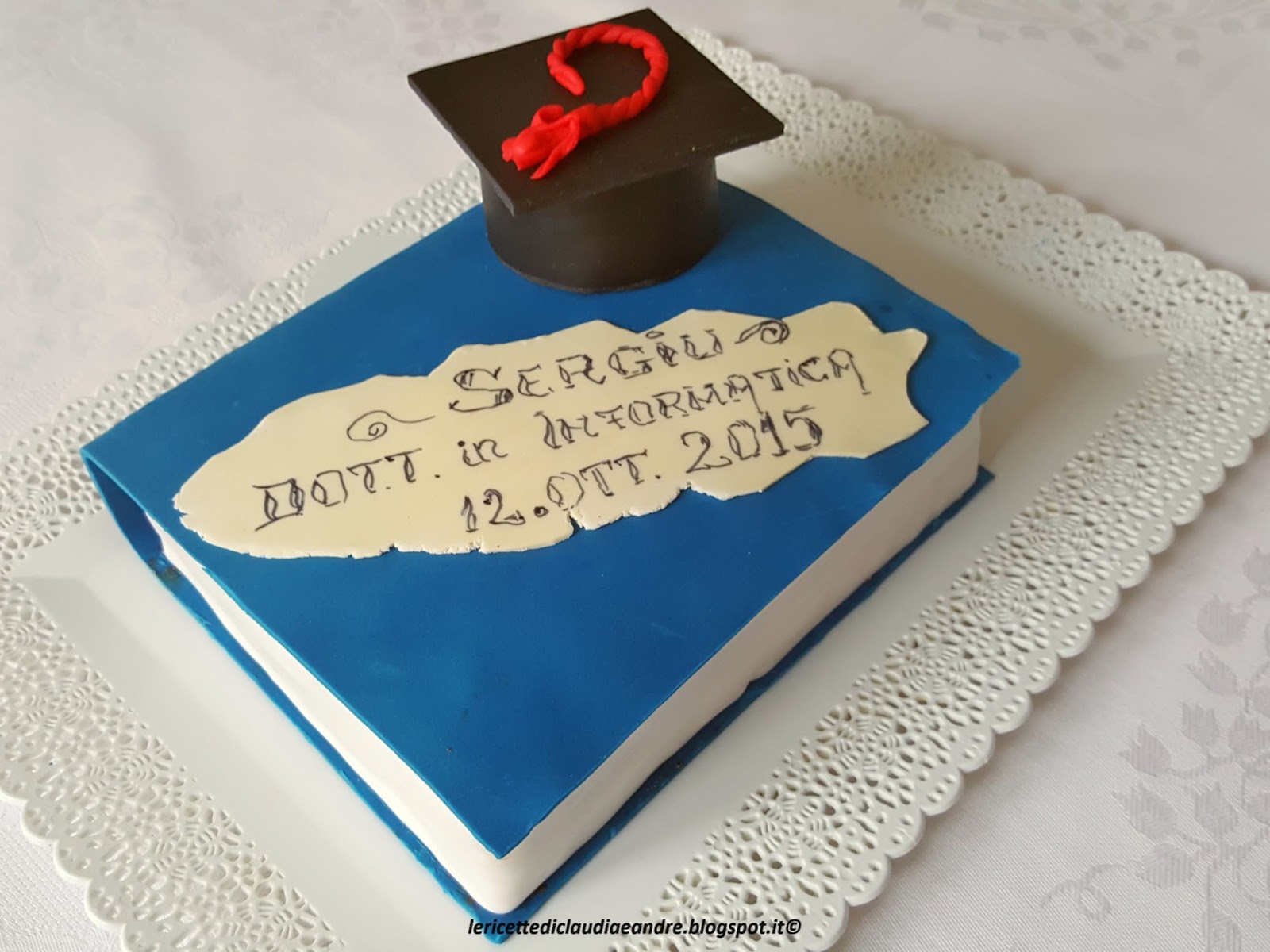 Torta libro per laurea di sergiu