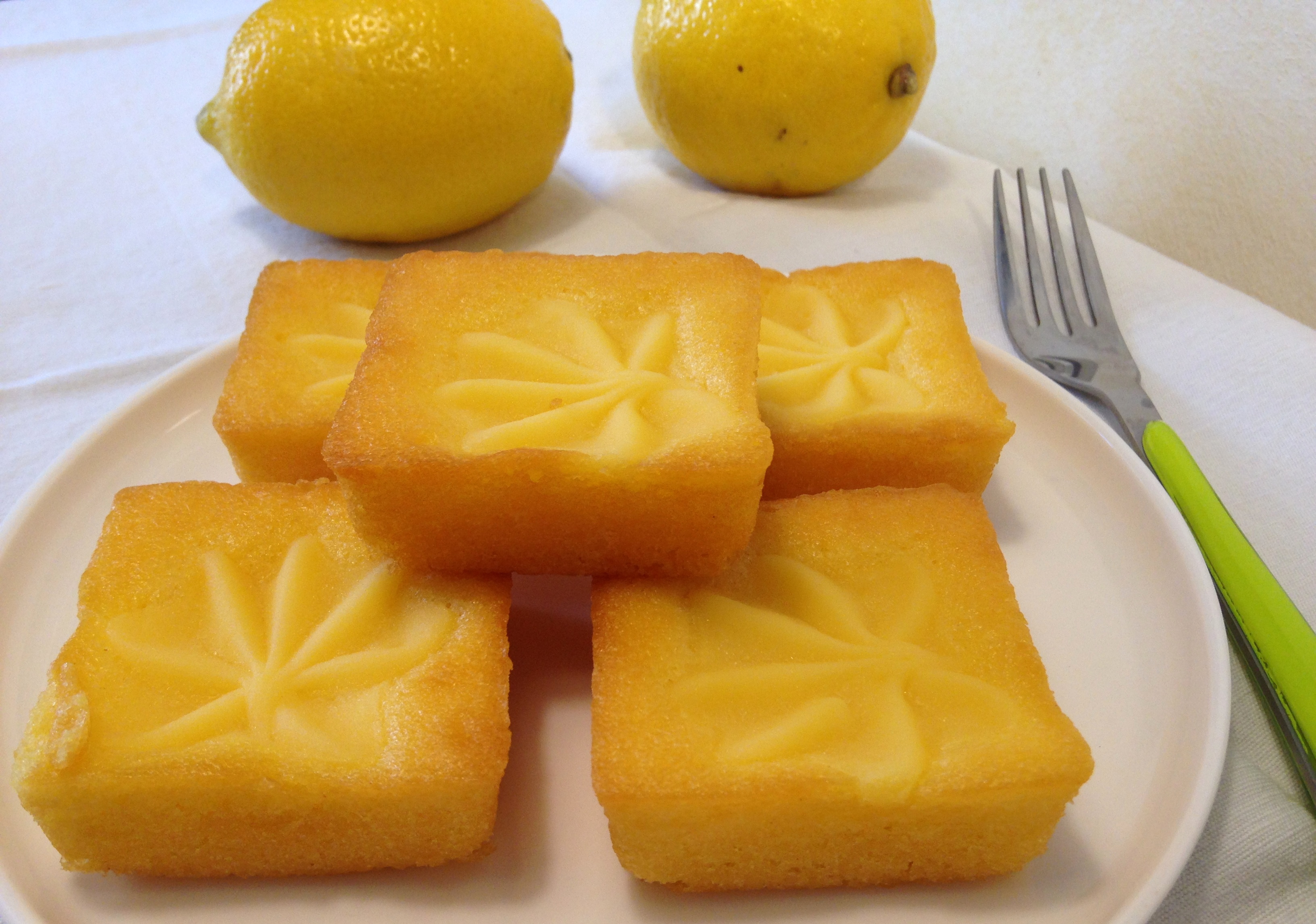 Torta magica al limone