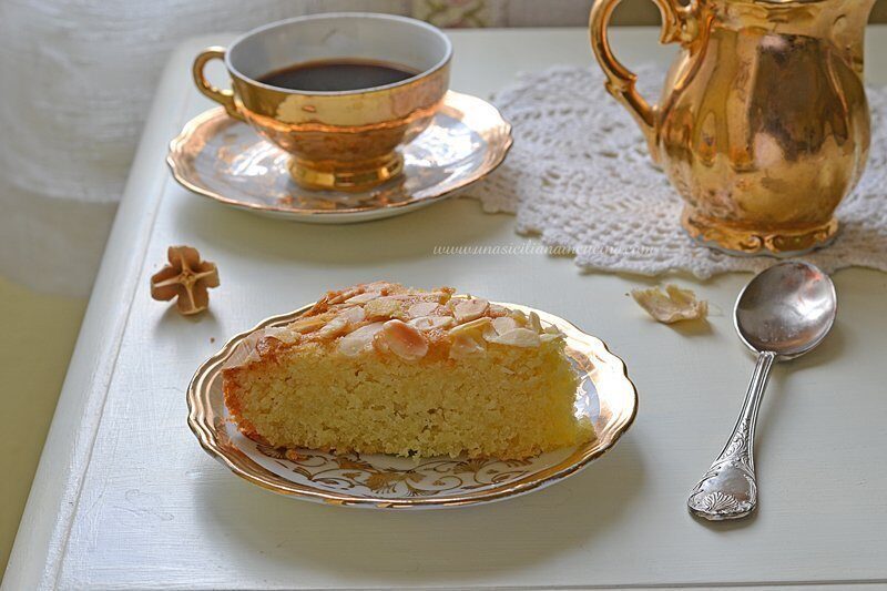 Torta mandorle e cocco senza glutine