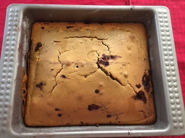 Torta marmorizzata al caffè e vaniglia