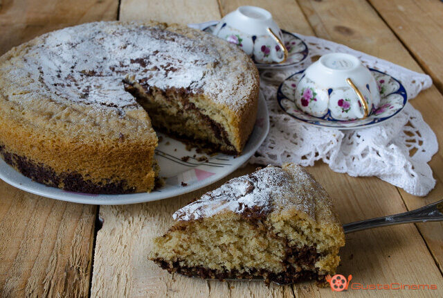 Torta marmorizzata alla nutella senza uova e burro