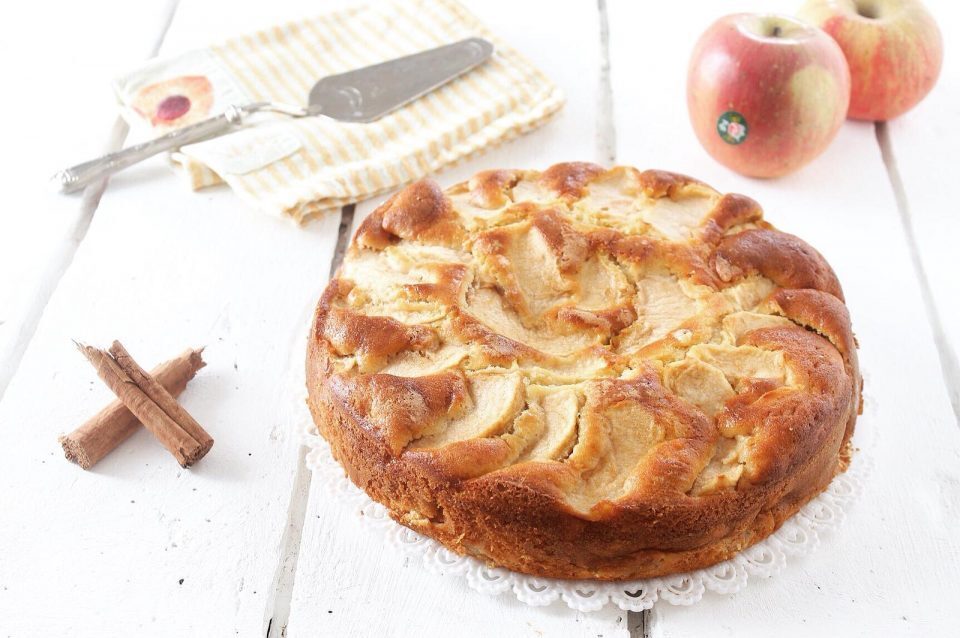 Torta mele e mascarpone