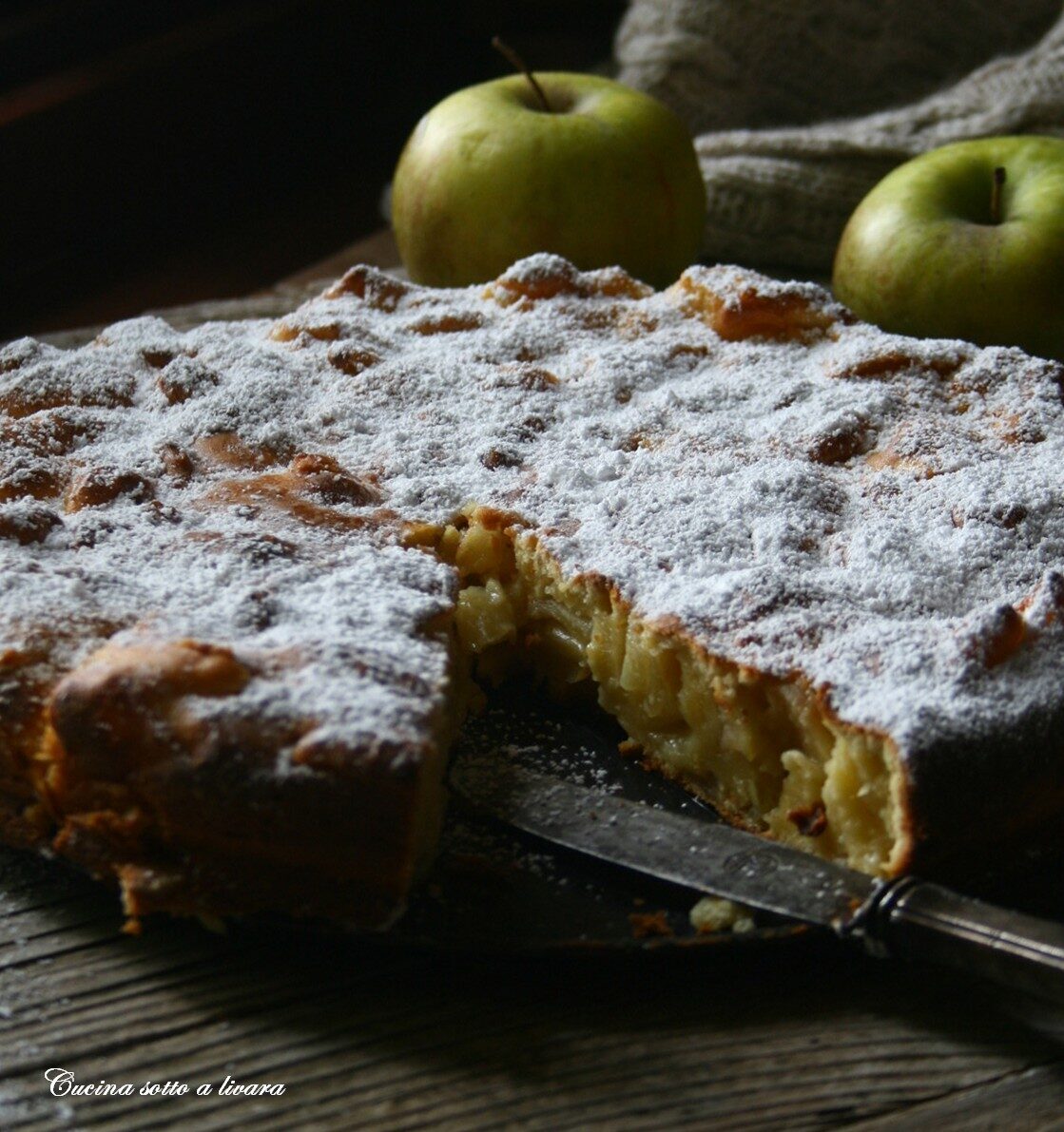 TORTA MELE E YOGURT GRECO