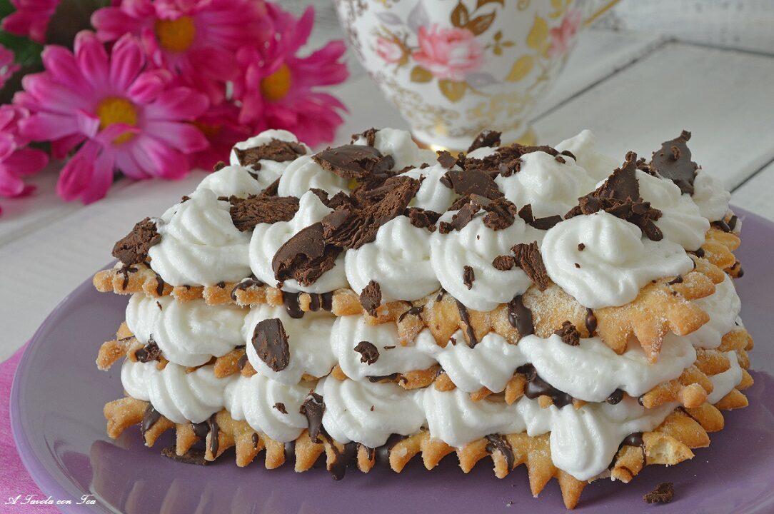 Torta millefoglie veloce panna e cioccolato